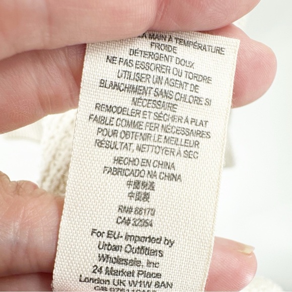 ✅ Free People “Low Tide” Oversized Cable Knit Cardigan CREAM SIZE X-SMALL - Picture 5 of 8